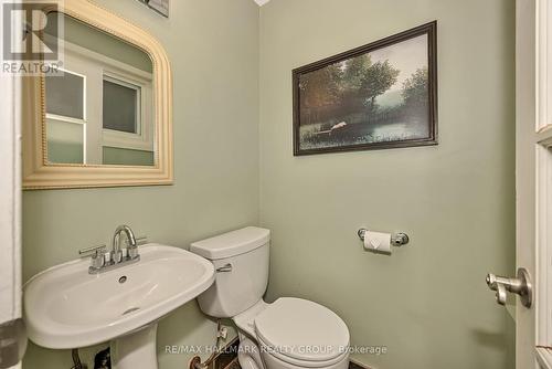 2661 Conn Street, Ottawa, ON - Indoor Photo Showing Bathroom