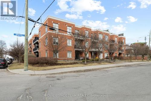 212 - 950 MARGUERITE AVENUE  Ottawa, ON K1K 3T8