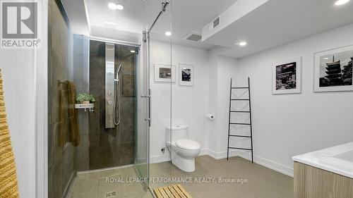 510 Foxview Place, Ottawa, ON - Indoor Photo Showing Bathroom