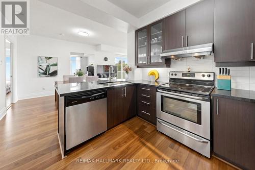 203 - 151 Upper Duke Crescent, Markham, ON - Indoor Photo Showing Kitchen With Stainless Steel Kitchen