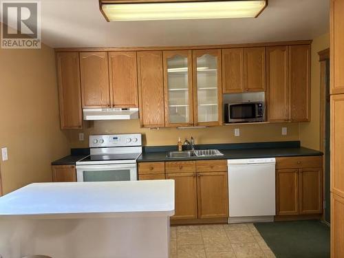 229 Gloucester St, Sault Ste. Marie, ON - Indoor Photo Showing Kitchen With Double Sink