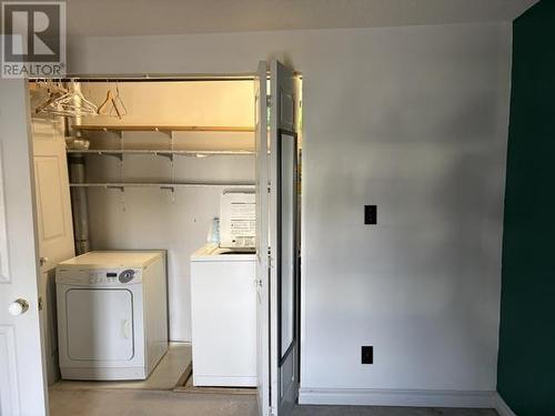 229 Gloucester St, Sault Ste. Marie, ON - Indoor Photo Showing Laundry Room
