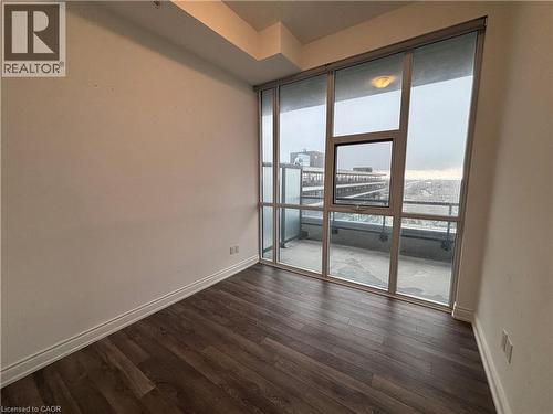 550 North Service Road Unit# 905, Grimsby, ON - Indoor Photo Showing Other Room