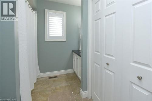 320 Hamilton Drive Unit# 4, Ancaster, ON - Indoor Photo Showing Other Room