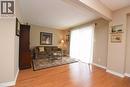 320 Hamilton Drive Unit# 4, Ancaster, ON  - Indoor Photo Showing Living Room 