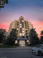90 CHARLTON Avenue W Unit# 801  Hamilton, ON L8P 0B4