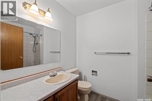 3367 15Th Avenue E, Prince Albert, SK - Indoor Photo Showing Bathroom