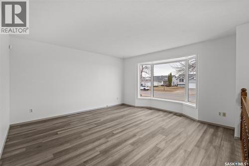 3367 15Th Avenue E, Prince Albert, SK - Indoor