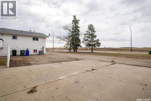 3367 15Th Avenue E, Prince Albert, SK - Outdoor