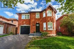 1399 COBBLER LANE Oakville, ON L6M 3C1