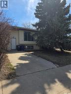 3615-3617 Fairlight DRIVE  Saskatoon, SK S7M 4L7