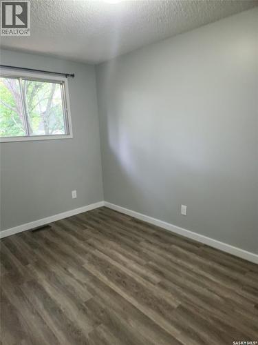 3615-3617 Fairlight Drive, Saskatoon, SK - Indoor Photo Showing Other Room