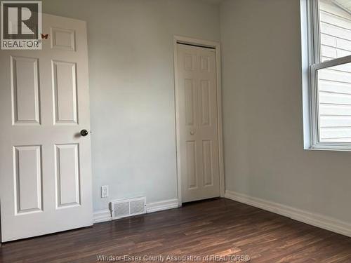 1370 Bruce Ave, Windsor, ON - Indoor Photo Showing Other Room
