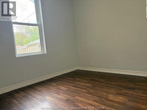 1370 Bruce Ave, Windsor, ON - Indoor Photo Showing Other Room