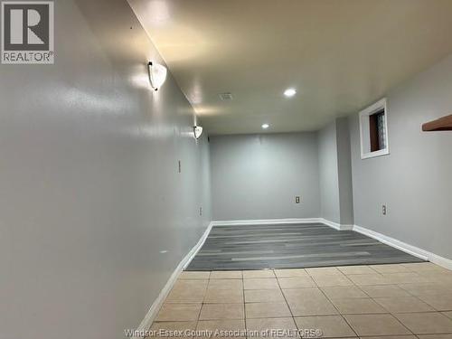 1370 Bruce Ave, Windsor, ON - Indoor Photo Showing Other Room