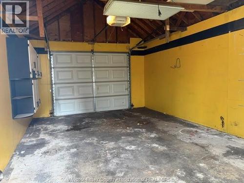 1370 Bruce Ave, Windsor, ON - Indoor Photo Showing Garage