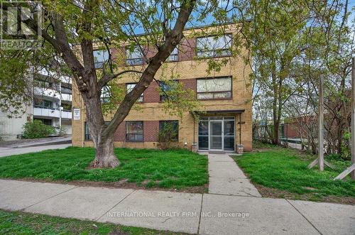 203 - 295 MELVIN AVENUE , Hamilton, Ontario L8H 2K6 3