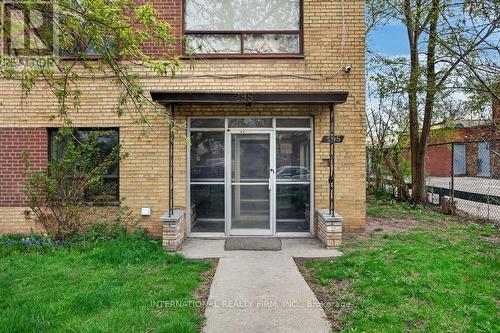 203 - 295 MELVIN AVENUE , Hamilton, Ontario L8H 2K6 5