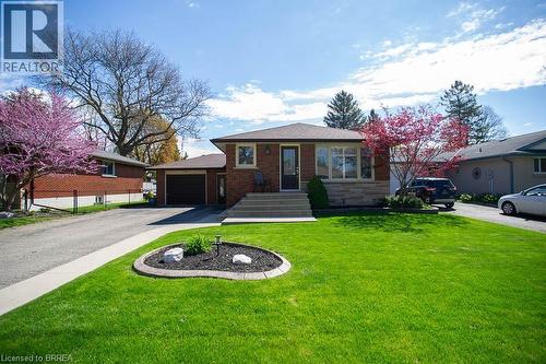 59 WILTSHIRE Drive  Brantford, ON N3R 5B1