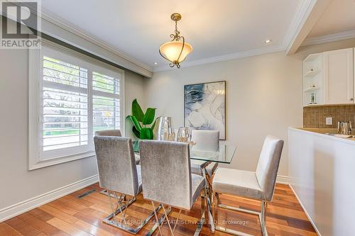 3125 Centennial Drive, Burlington, ON - Indoor Photo Showing Dining Room