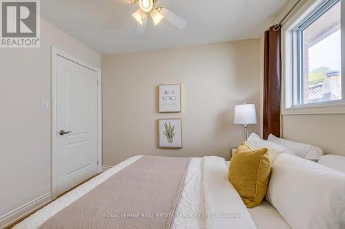 3125 Centennial Drive, Burlington, ON - Indoor Photo Showing Bedroom