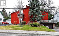 663 BROADVIEW AVENUE  Ottawa, ON K2A 2L9