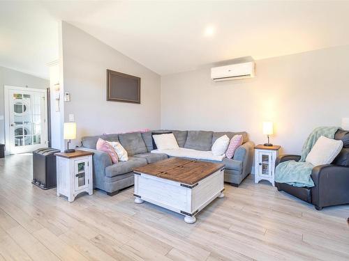 4 Kelly'S Lane, Ingonish Beach, NS 