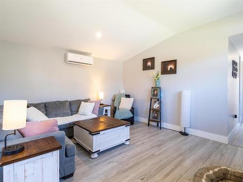 4 Kelly'S Lane, Ingonish Beach, NS 