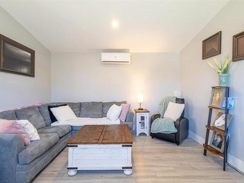4 Kelly'S Lane, Ingonish Beach, NS 