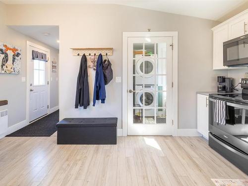4 Kelly'S Lane, Ingonish Beach, NS 