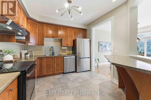 449 Celtic Ridge Crescent, Ottawa, ON - Indoor Photo Showing Kitchen With Double Sink
