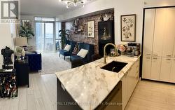 2805 - 5 VALHALLA INN ROAD  Toronto, ON M9B 0B1