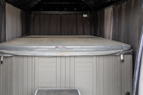 Spa - 270 Ch. Des Bouleaux, Shawinigan, QC - 