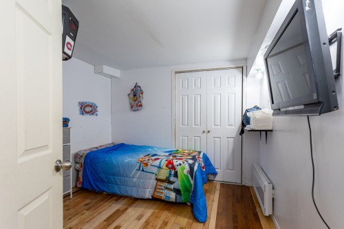 Chambre à coucher - 270 Ch. Des Bouleaux, Shawinigan, QC - Indoor Photo Showing Bedroom