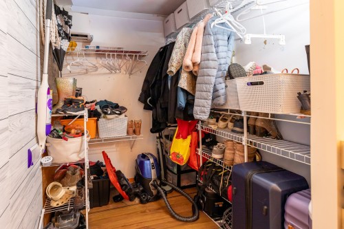 Rangement - 270 Ch. Des Bouleaux, Shawinigan, QC - Indoor With Storage