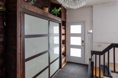 Hall d'entrée/Vestibule - 270 Ch. Des Bouleaux, Shawinigan, QC - Indoor Photo Showing Other Room