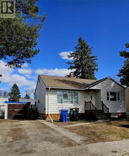 35 Reaman AVENUE  Yorkton, SK S3N 2B8