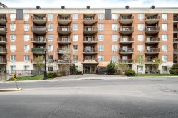 210-995 Boul. Jules-Poitras Montréal (Saint-Laurent), QC H4N 3M2