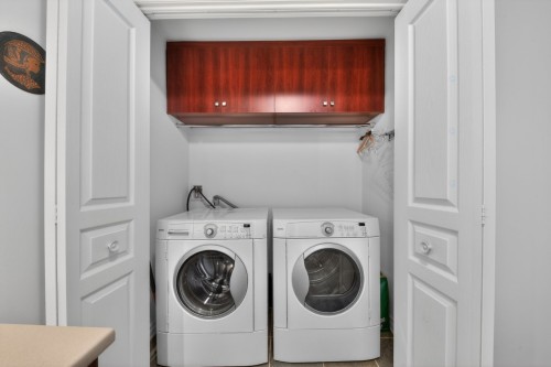 Salle de lavage - 305-2435 Rue Des Nations, Montréal (Saint-Laurent), QC - Indoor Photo Showing Laundry Room