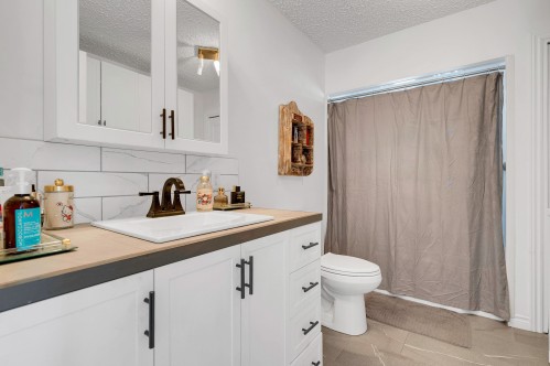Salle de bains - 37  - 37B Av. St-Denis, Saint-Sauveur, QC - Indoor Photo Showing Bathroom