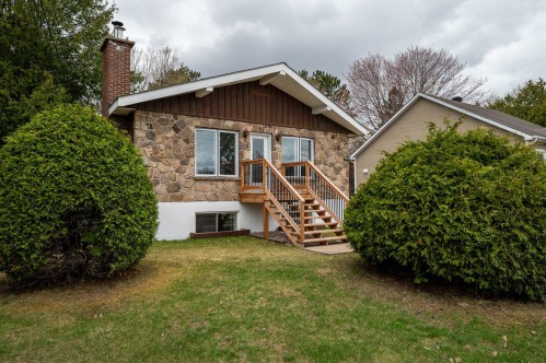Façade - 37  - 37B Av. St-Denis, Saint-Sauveur, QC - Outdoor
