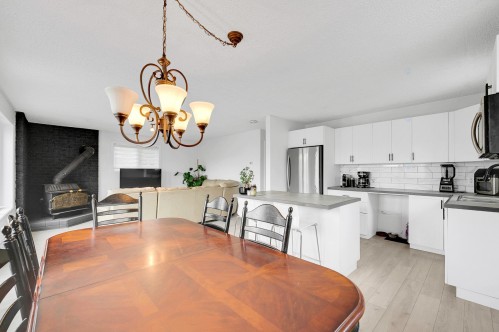 Salle à manger - 37  - 37B Av. St-Denis, Saint-Sauveur, QC - Indoor