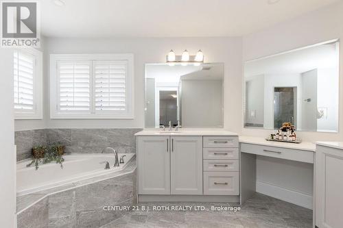 20 Westminster Circle, Barrie, ON - Indoor Photo Showing Bathroom