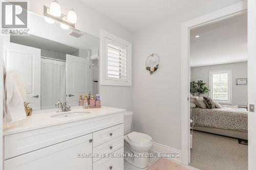 20 Westminster Circle, Barrie, ON - Indoor Photo Showing Bathroom