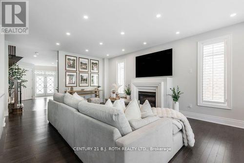 20 Westminster Circle, Barrie, ON - Indoor Photo Showing Living Room With Fireplace