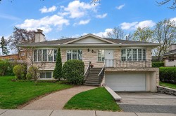926 Rue Marlatt Montréal (Saint-Laurent), QC H4M 2H8