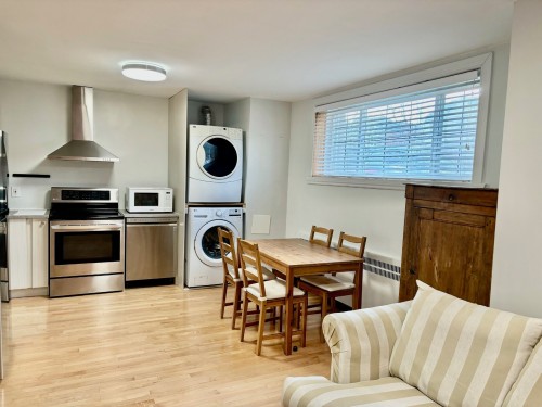 Living Room - 4854A Av. Isabella, Montréal (Côte-Des-Neiges/Notre-Dame-De-Grâce), QC - Indoor