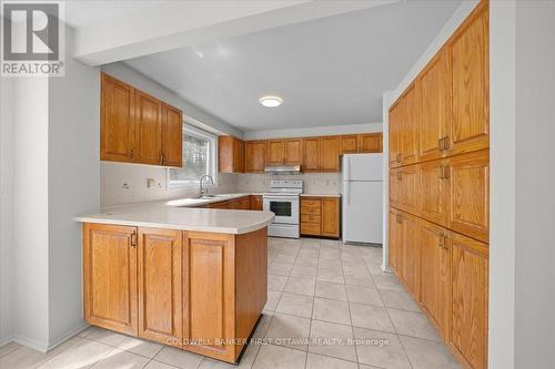 1841 Thistleleaf Crescent, Ottawa, ON - Indoor Photo Showing Kitchen