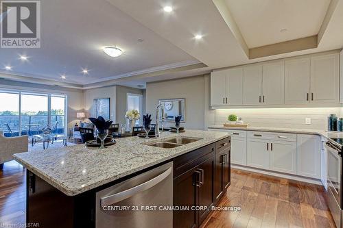 709 - 505 Talbot Street, London East (East F), ON - Indoor Photo Showing Kitchen With Double Sink With Upgraded Kitchen