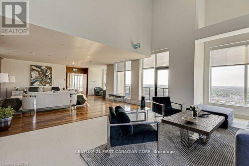 709 - 505 Talbot Street, London East (East F), ON - Indoor